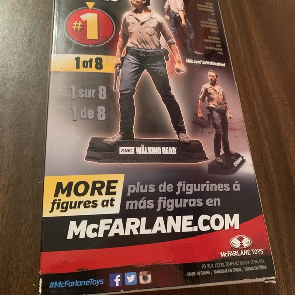 The walking dead Rick grimes action figure - Picture 2 of 2